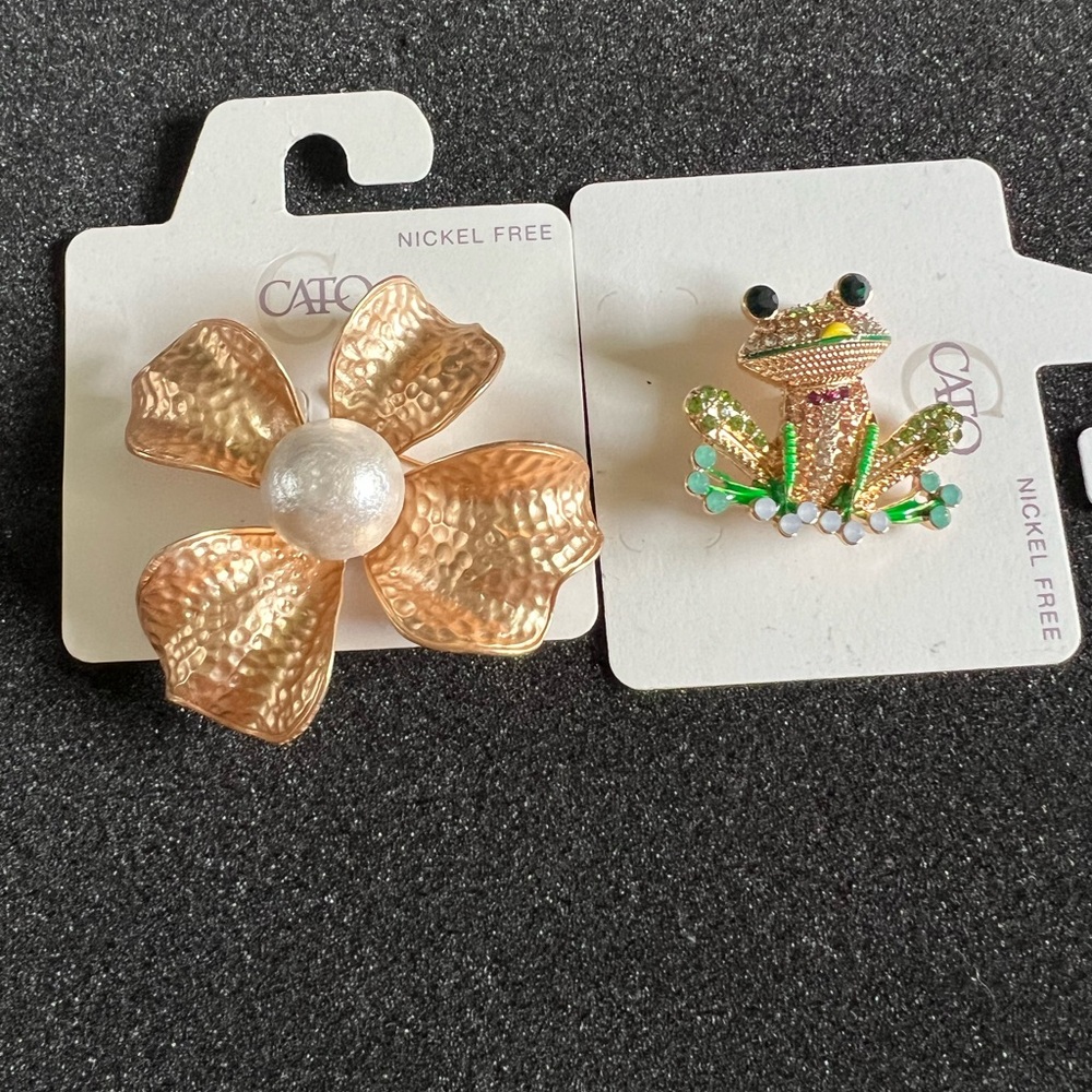 Cato Brooches